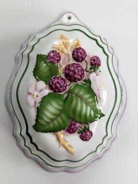 Vintage Le Cordon Bleu Franklin Mint Raspberries Ceramic Jello Mold